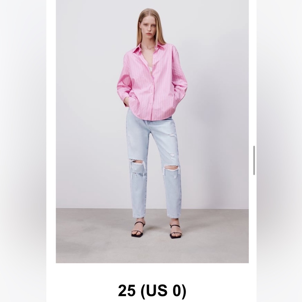 Zara Ripped Mom Fit Jeans Light Blue